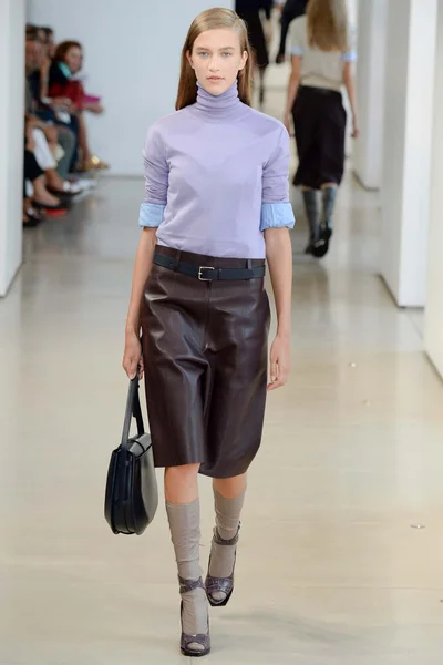 Look 30